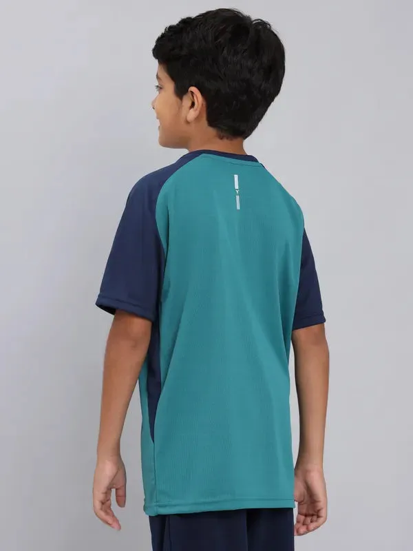 Boys Colorblock Slim Fit Crew Neck T-shirt with TECHNO COOL 